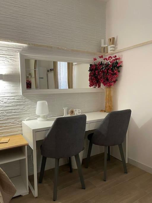 Relax Home By Dani Rom Exterior foto